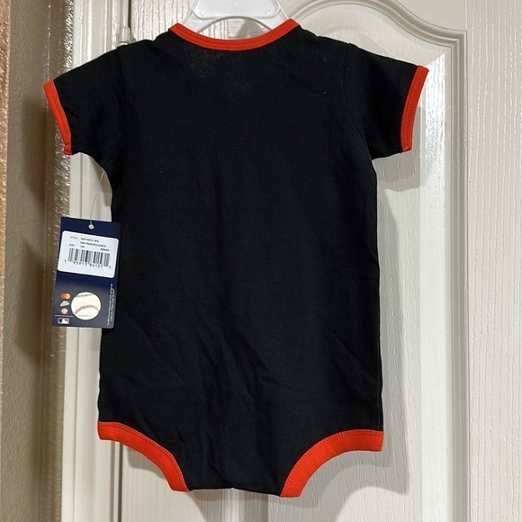 Mlb San Francisco Giants Infant Power Hitter Romper Black 12 mo.s Licensed NWT - Picture 5 of 7
